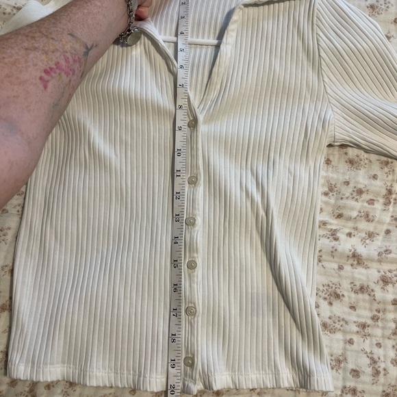 White Ribbed Button-Up top - Picture 6 of 7